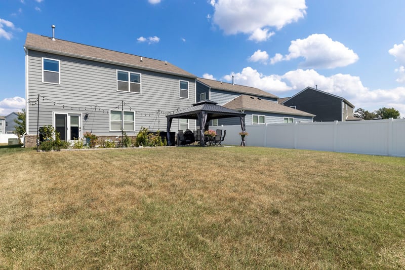 7267 Sunny Parks Dr, White House, TN 37188