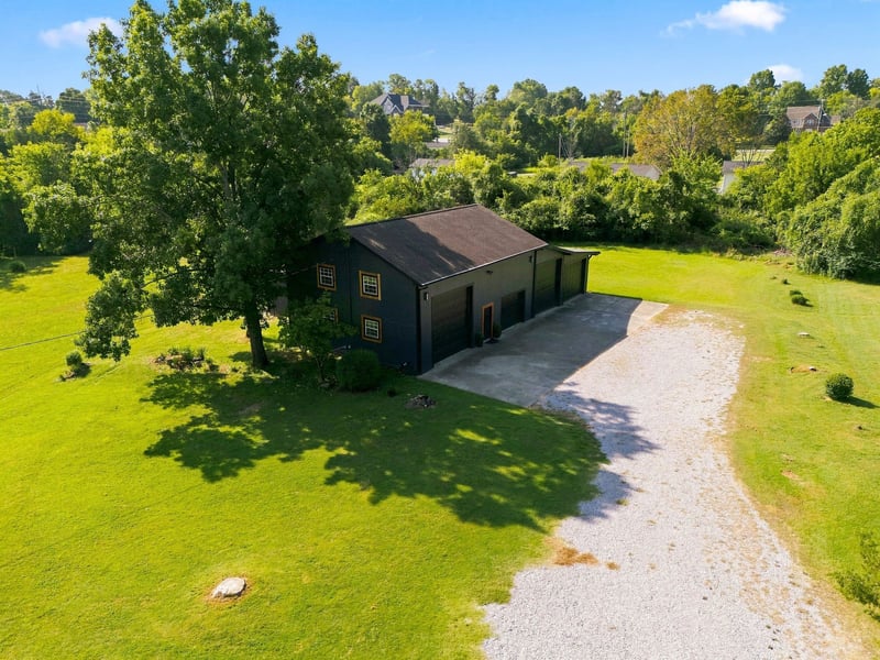 112 Oakmont Dr, Mount Juliet, TN 37122