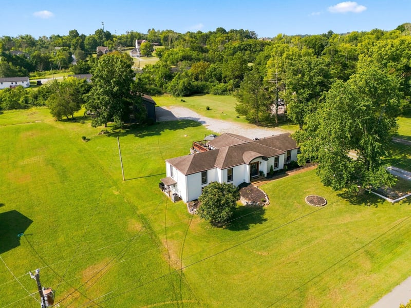 112 Oakmont Dr, Mount Juliet, TN 37122