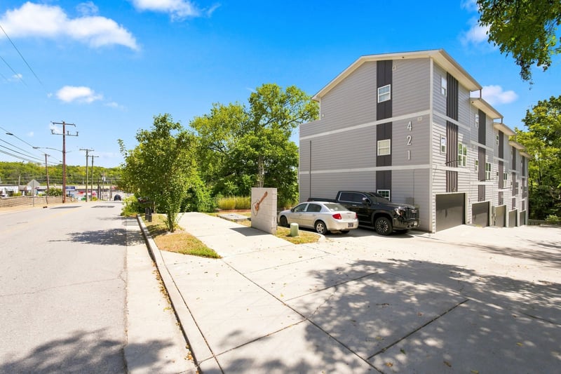 421 Elysian Fields Rd #4, Nashville, TN 37211