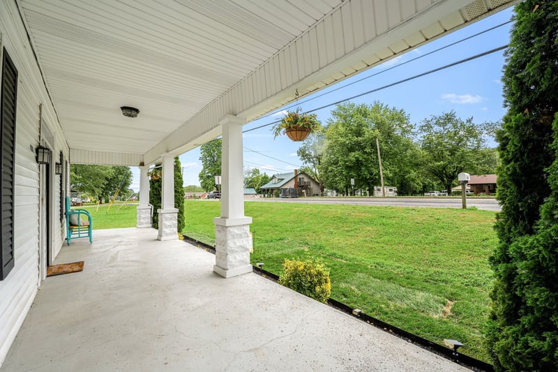 634 Hwy 52 E, Portland, TN 37148