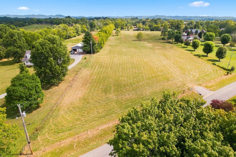 349 Branham Mill Rd, Gallatin, TN 37066