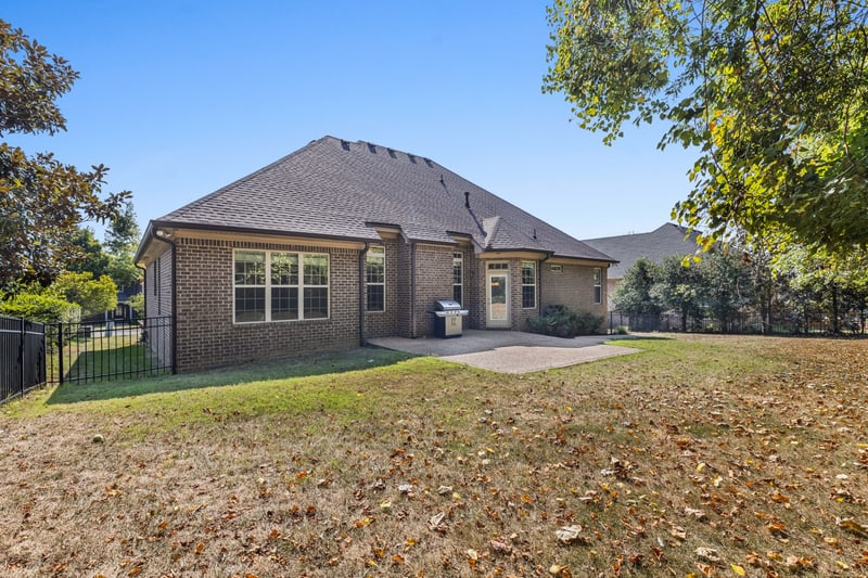 1012 Whispering Wind Way, Hendersonville, TN 37075
