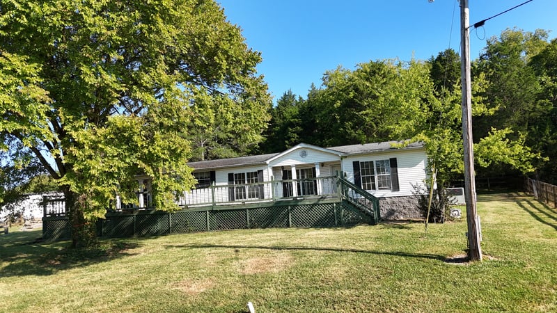 591 Jug Creek Rd, Watertown, TN 37184