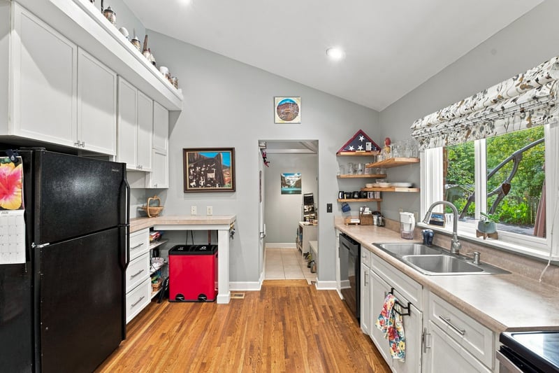 463 Oakley Dr, Nashville, TN 37220