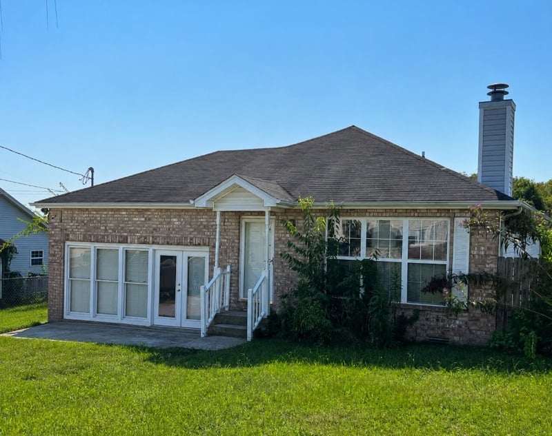 511 Holland Ridge Dr, La Vergne, TN 37086