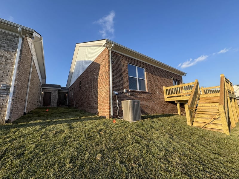 312 Booker Dr, Gallatin, TN 37066
