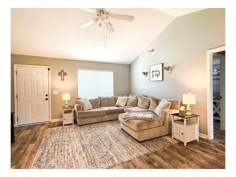 1109 Auldridge Dr, Christiana, TN 37037
