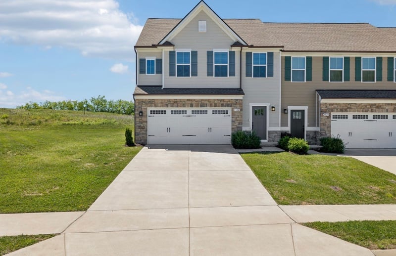 1322 Crescent Ridge Dr, Gallatin, TN 37066