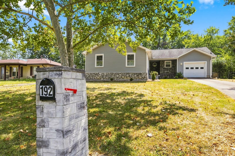 192 Evergreen Cir, Hendersonville, TN 37075