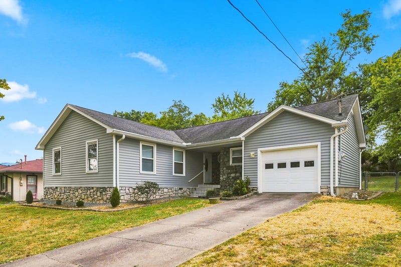 192 Evergreen Cir, Hendersonville, TN 37075