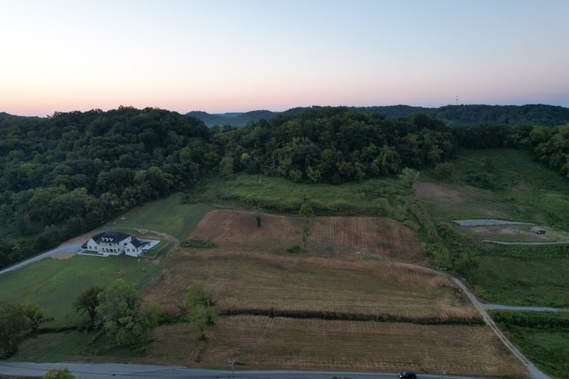1 Carters Creek Pike, Franklin, TN 37064