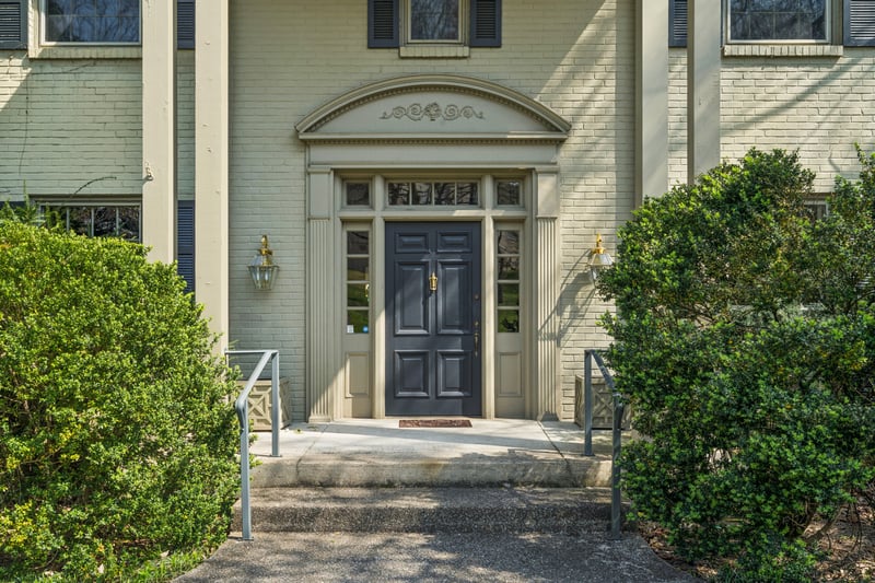 4216 Estes Rd, Nashville, TN 37215