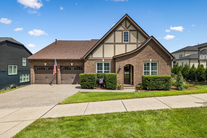 379 Alfred Ladd Rd E, Franklin, TN 37064