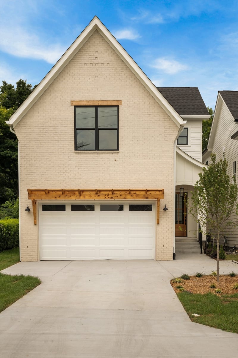 806 Newhall Dr, Nashville, TN 37206