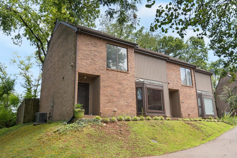 817 Battlefield Dr, Nashville, TN 37204