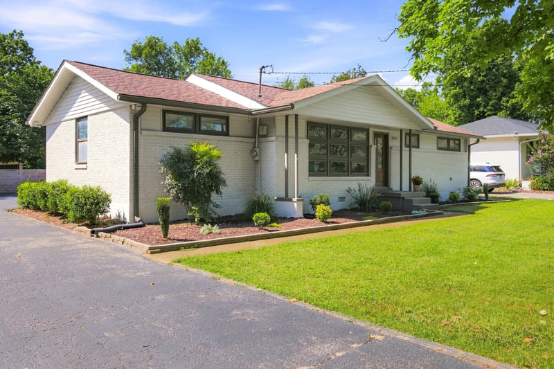 525 Elysian Fields Rd, Nashville, TN 37211