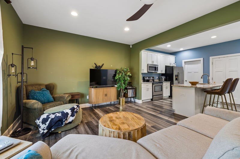 421 Joy Ave, Nashville, TN 37207
