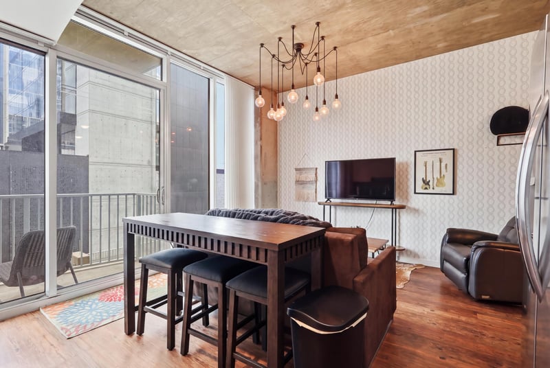 301 Demonbreun St #811, Nashville, TN 37201