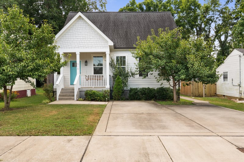 910 Trice Dr, Nashville, TN 37209
