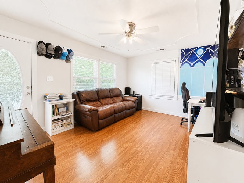 112 Demase St, Portland, TN 37148
