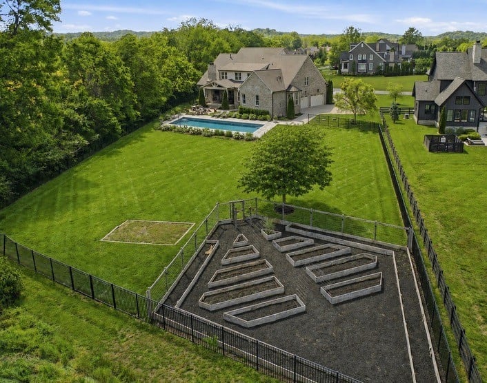 1045 Buena Vista Dr, Franklin, TN 37069