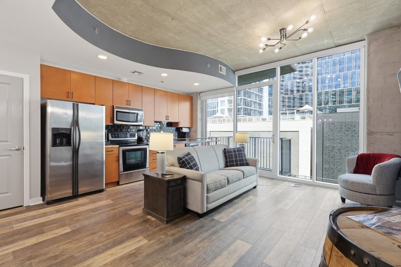 301 Demonbreun St #812, Nashville, TN 37201
