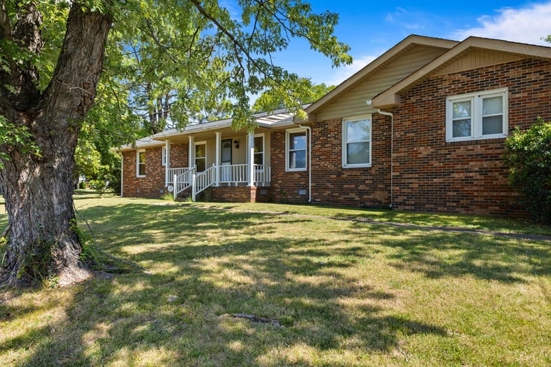 101 Dana Dr, Hendersonville, TN 37075
