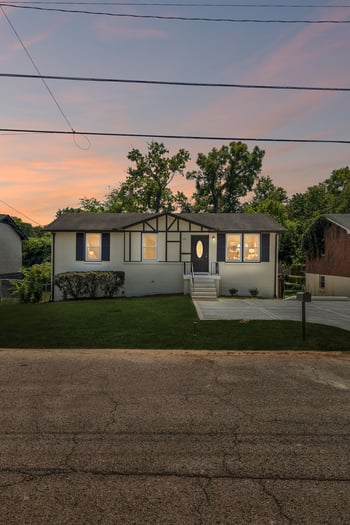 3133 Greggwood Dr, Nashville, TN 37207