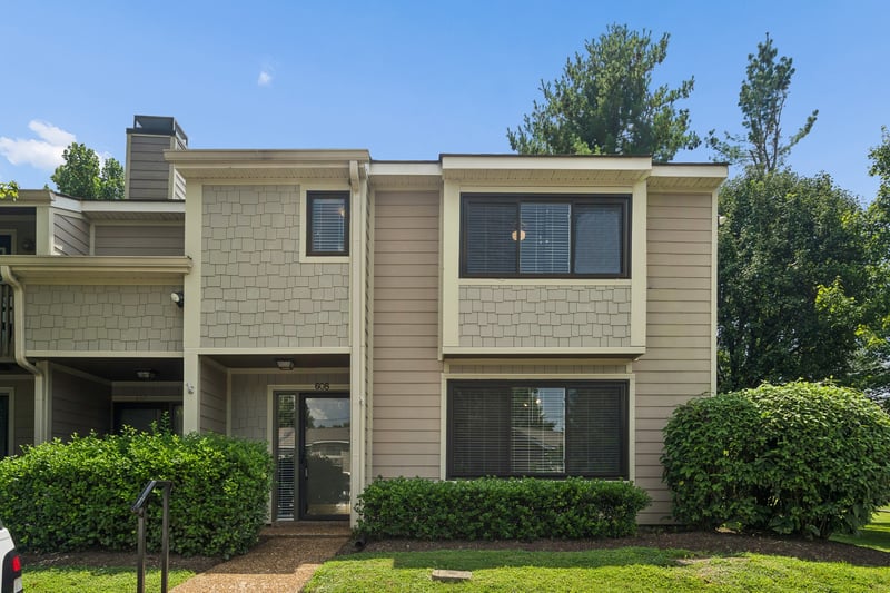608 Barlin Dr, Nashville, TN 37221