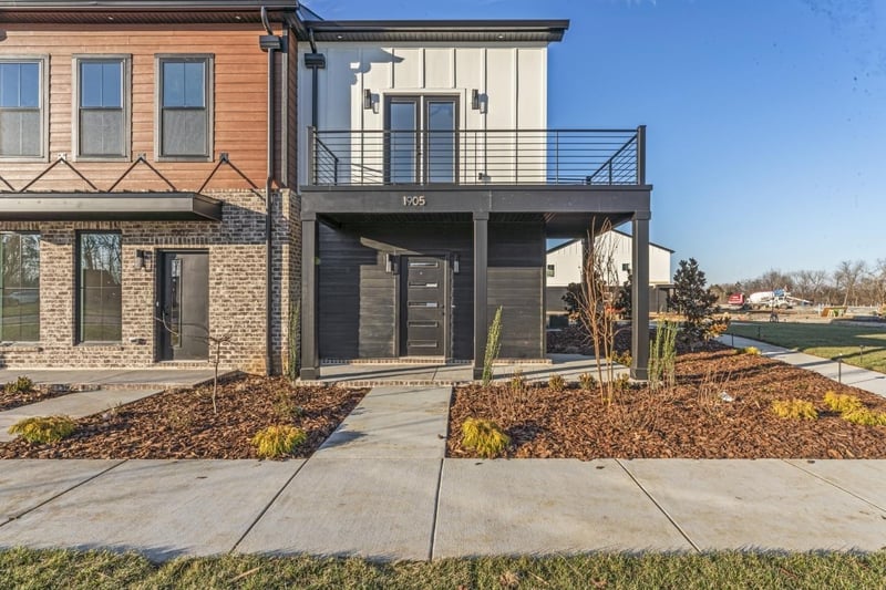 1360 Rebecca Johns Dr, Murfreesboro, TN 37128