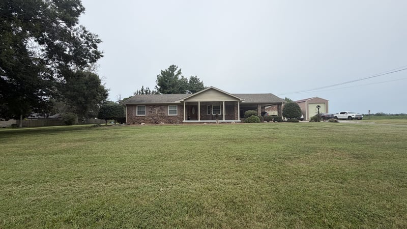 676 Old Gallatin Rd, Portland, TN 37148