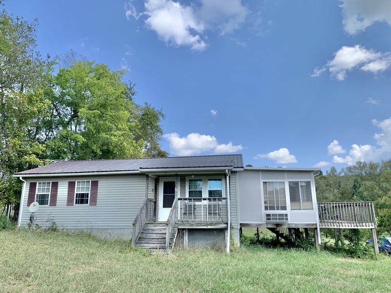 198 Pigeon Roost Rd, Brush Creek, TN 38547