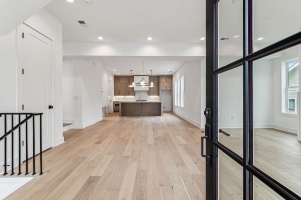 902A Douglas Ave, Nashville, TN 37206