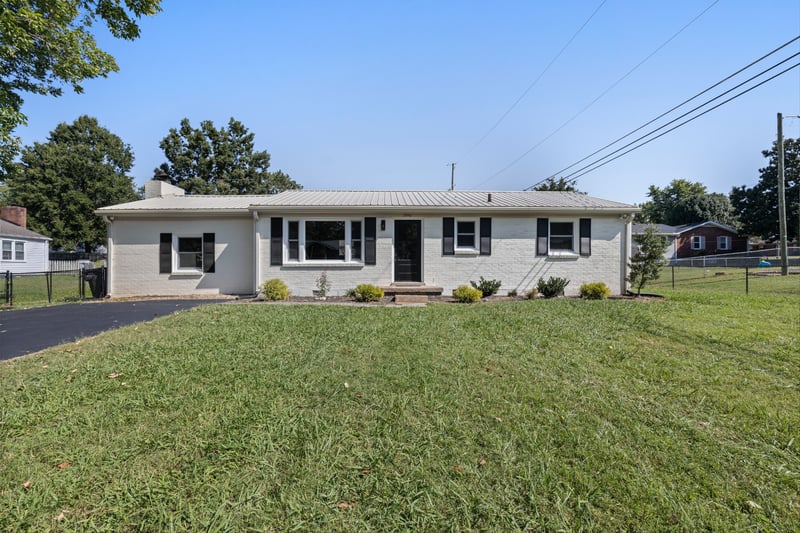 2706 Driftwood Dr, Springfield, TN 37172