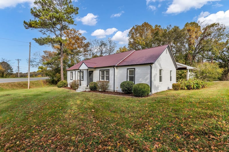 3094 Williamsport Pike, Columbia, TN 38401