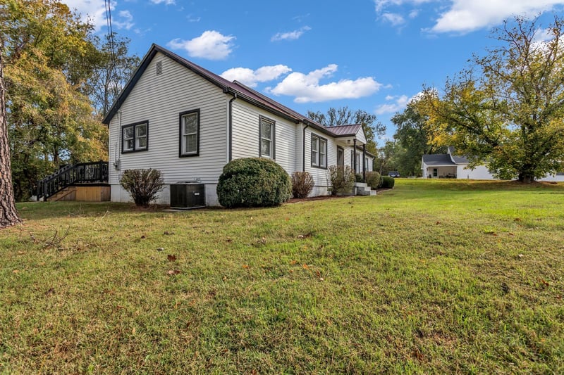 3094 Williamsport Pike, Columbia, TN 38401