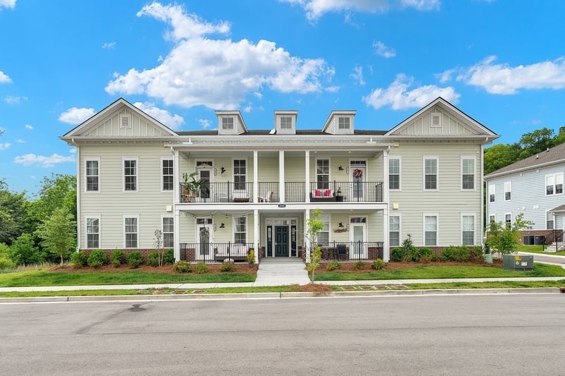 3107 Patcham Dr #201, Nolensville, TN 37135