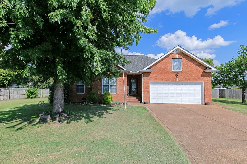 449 S Rocky Top St, Gallatin, TN 37066