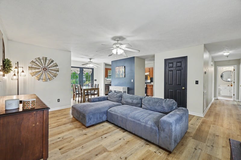 718 Paige Ct, Columbia, TN 38401
