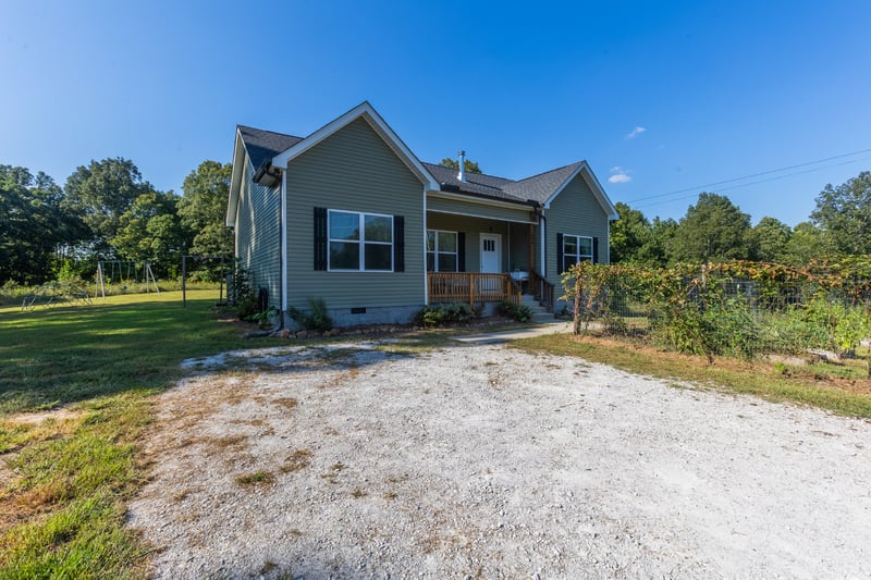 804 Nels Adams Rd, Dickson, TN 37055
