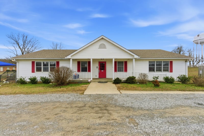 609 Hwy 52e, Portland, TN 37148