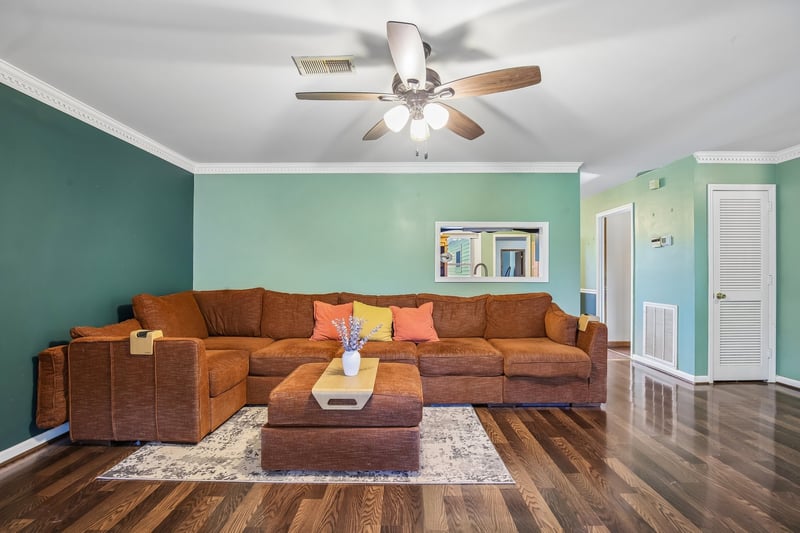 4413 Falling Leaf Ln, Nashville, TN 37207