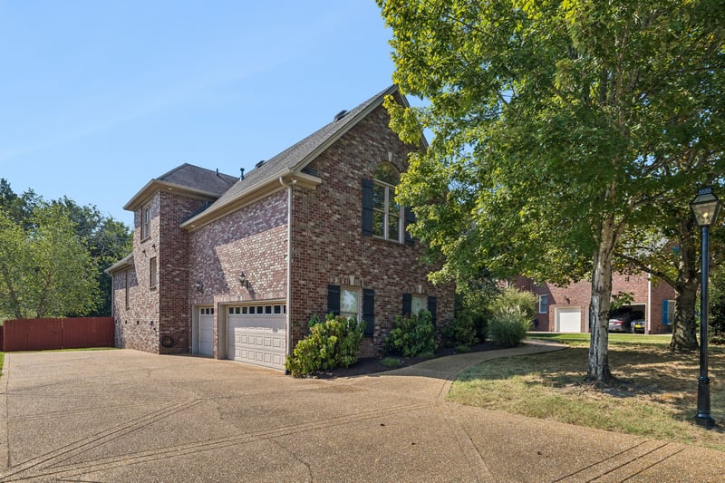 2209 Seven Points Cir, Hermitage, TN 37076