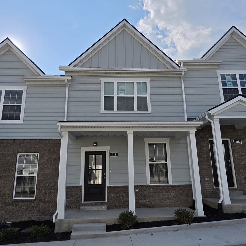 113 Dry Cy, La Vergne, TN 37086