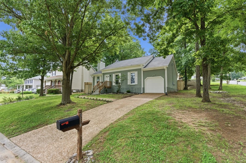356 Cedarcliff Rd, Antioch, TN 37013