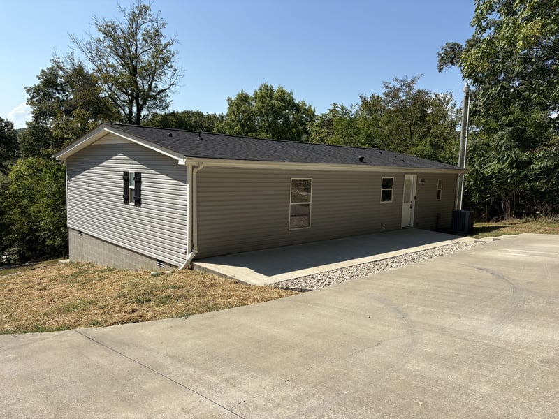 398 Hiwassee Rd, Lebanon, TN 37087
