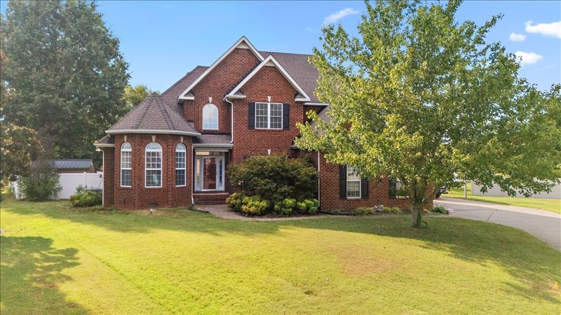 427 Garden City Dr, Murfreesboro, TN 37127