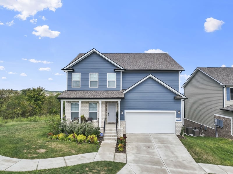 226 Oasis Dr, La Vergne, TN 37086