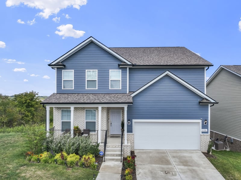 226 Oasis Dr, La Vergne, TN 37086